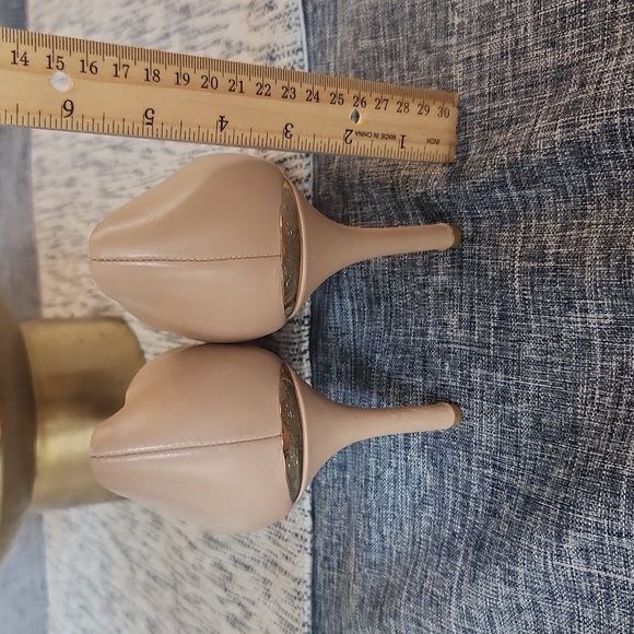 Calvin Klein women's size 9 nude heels - Picture 3 of 5